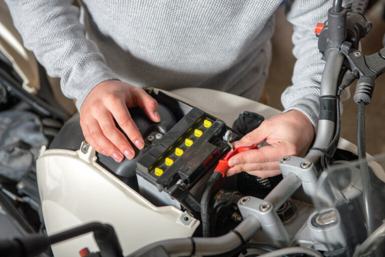 Accueil Bien entretenir sa batterie moto accussudouest